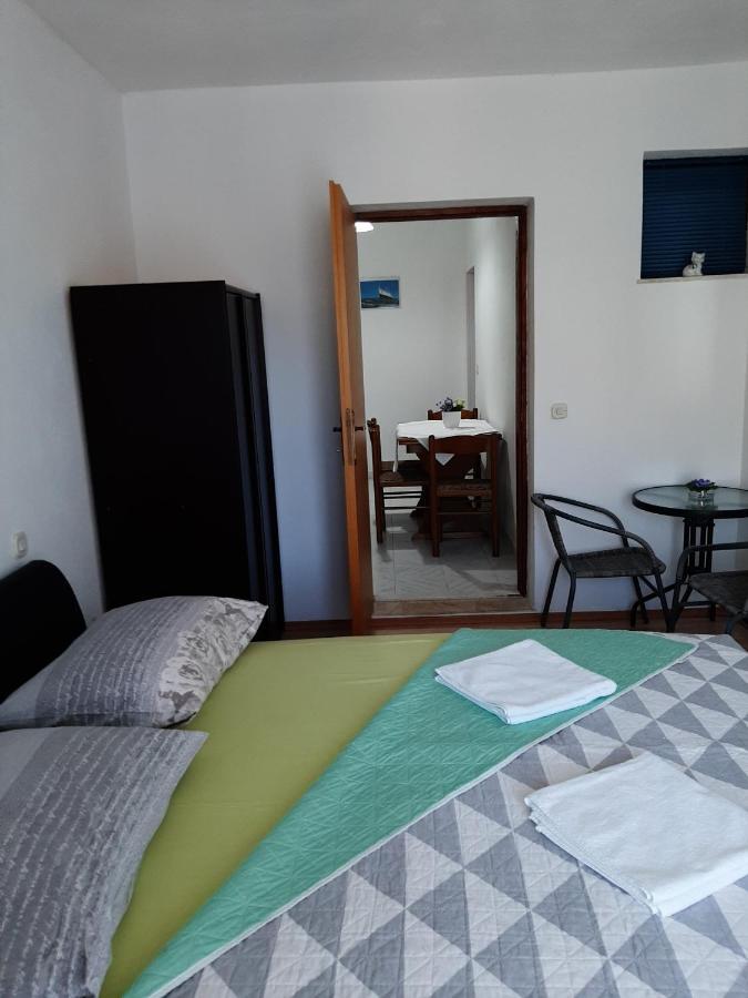 Apartments Ana Podstrana Exterior photo