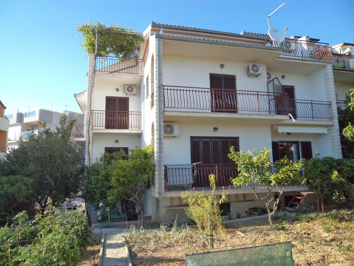 Apartments Ana Podstrana Exterior photo